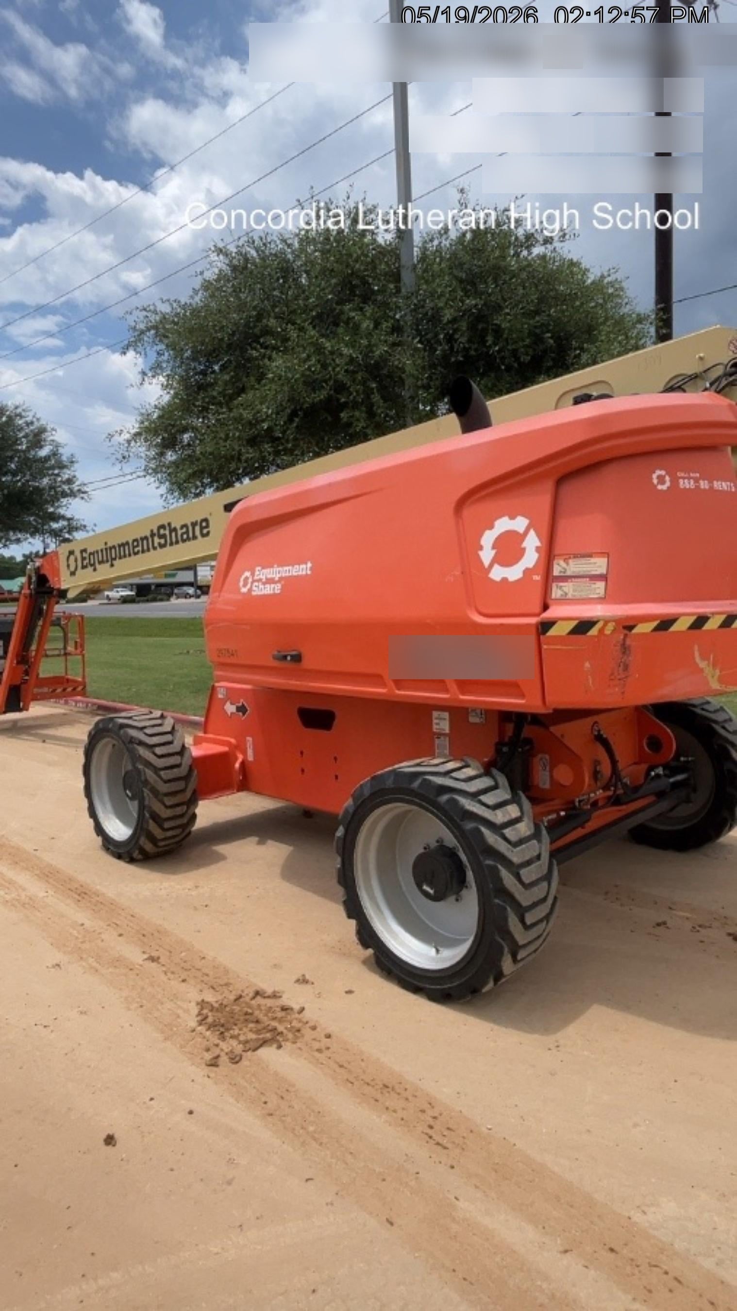 2023 JLG 660SJ