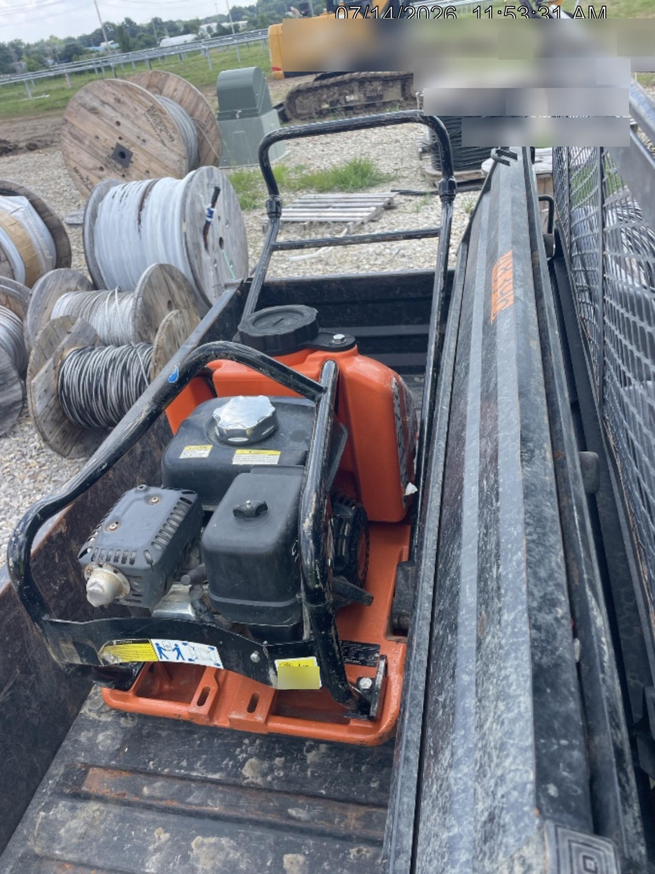 2022 Multiquip MVC88VTHW Plate Compactor, 20", w/Water Tank, Honda GX160