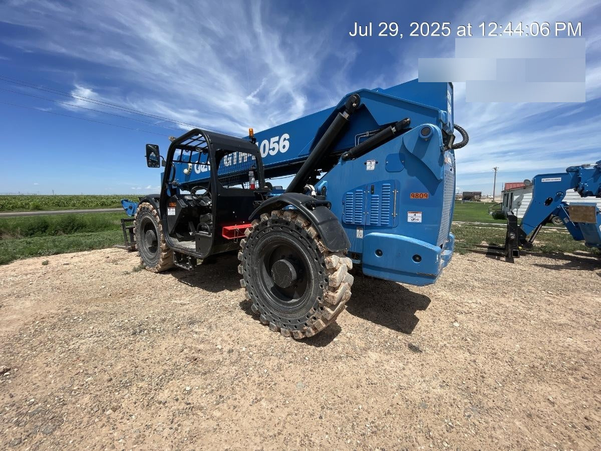 2018 GENIE GTH-1056