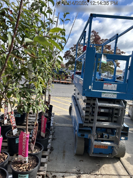 2020 Genie GS-2632 Solid NM Tires, Folding Rails with Half-Height Swing Gate, Beacon