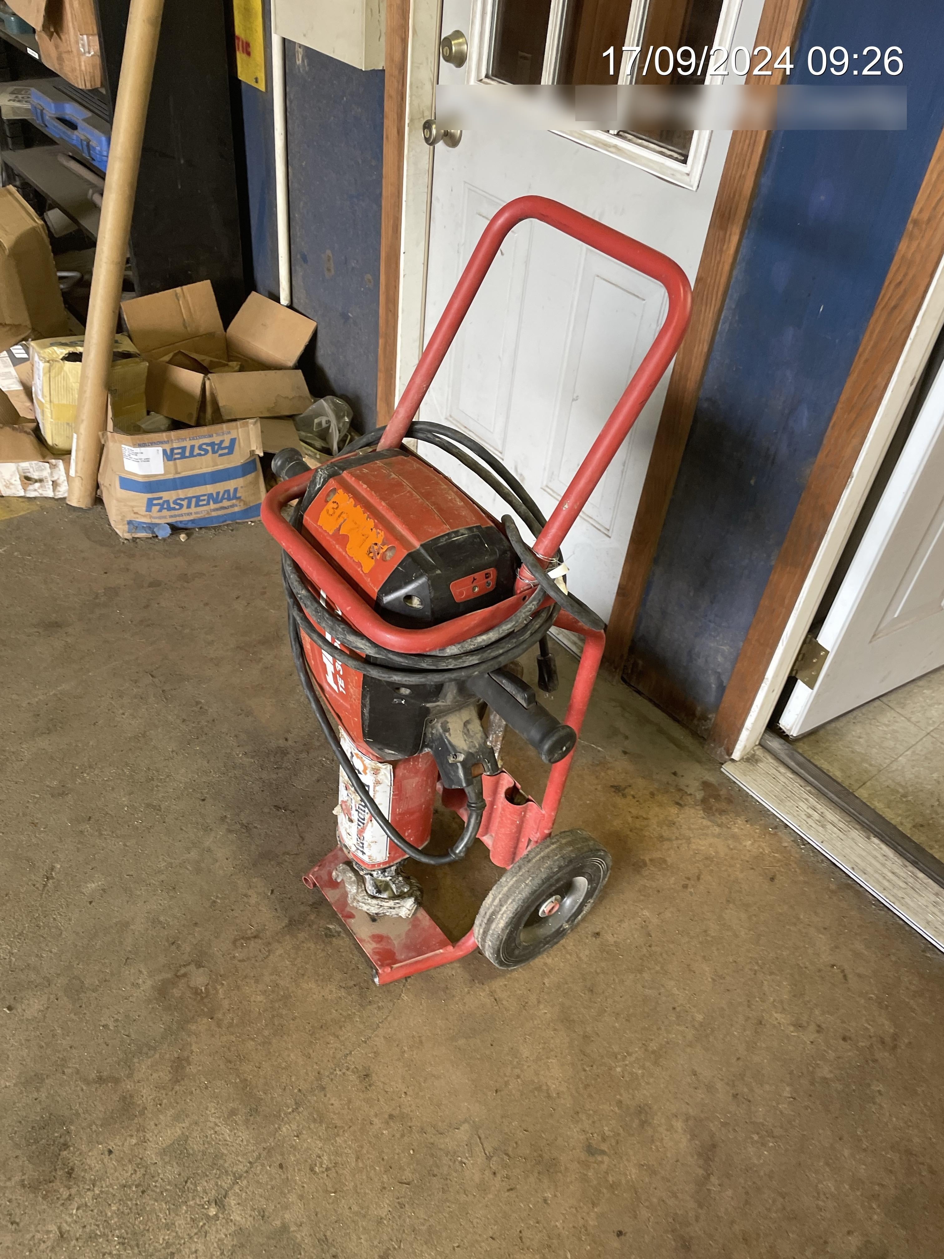2019 HILTI TE 3000-AVR