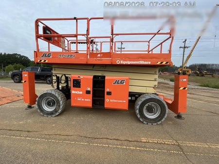 2023 JLG RT4394