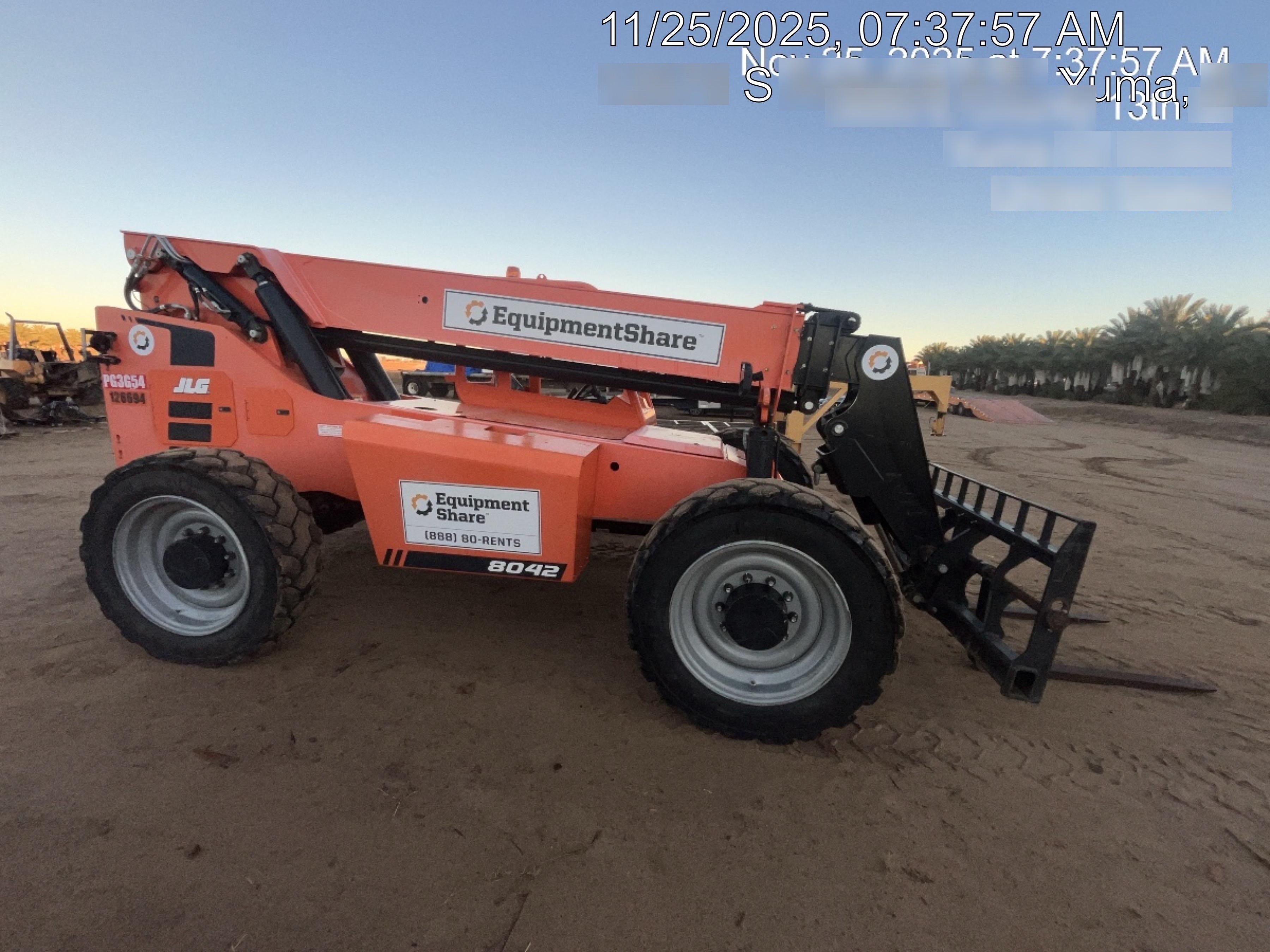 2021 SKYTRAK 8042