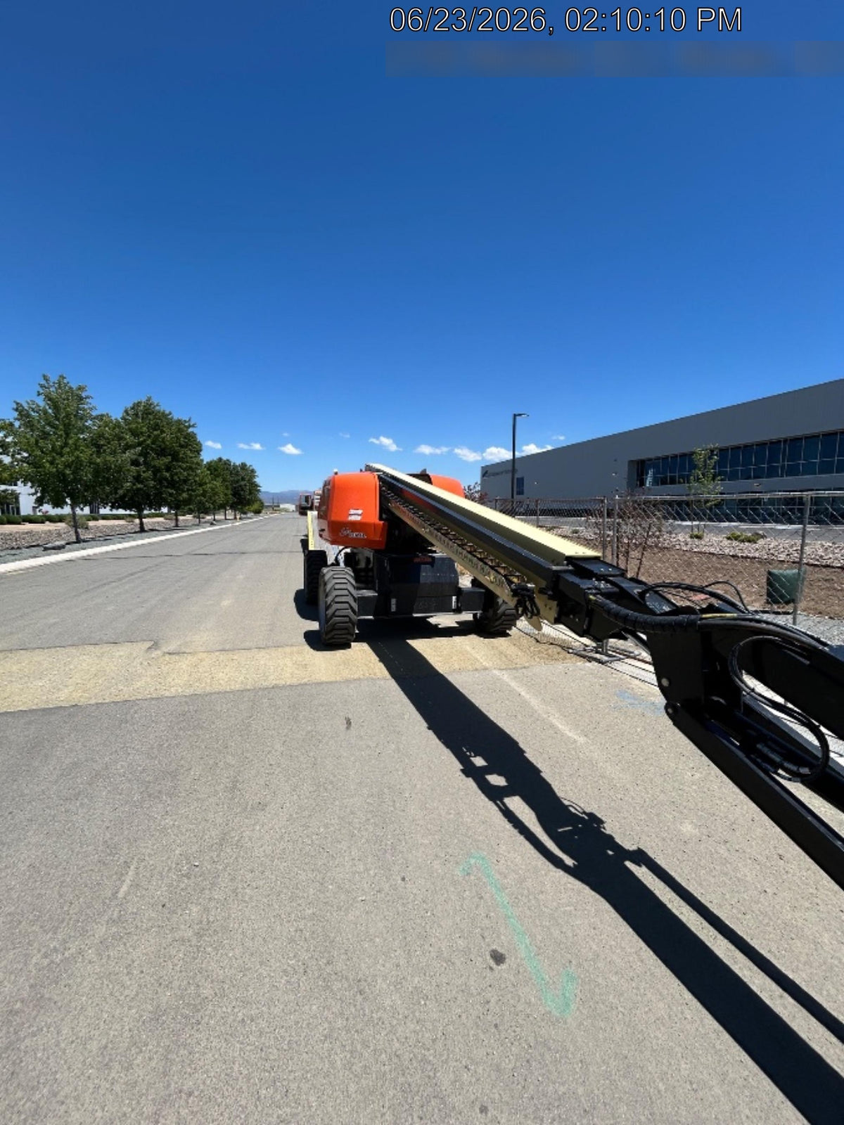 2025 JLG 660SJ