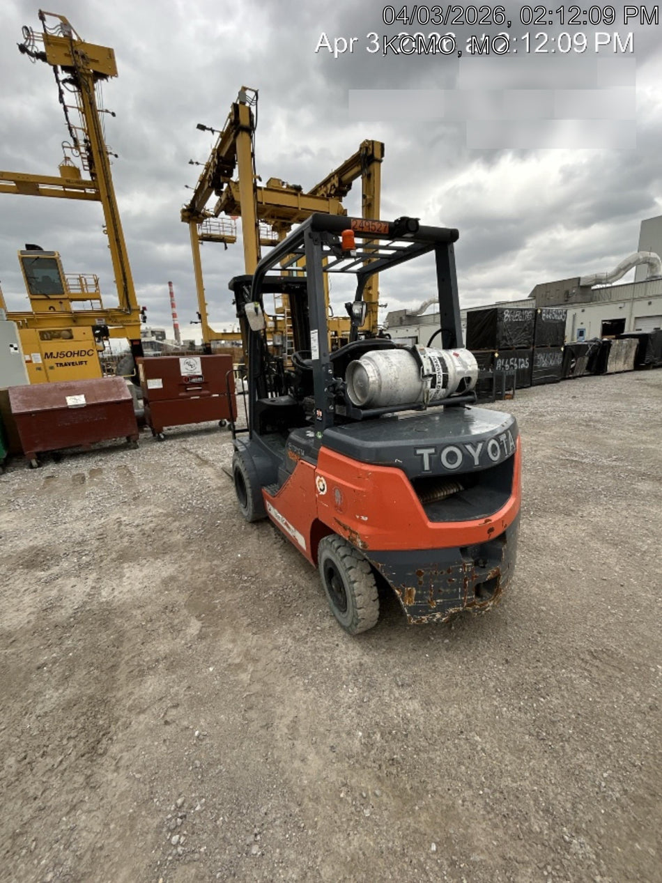 2022 TOYOTA 50-8FGU25