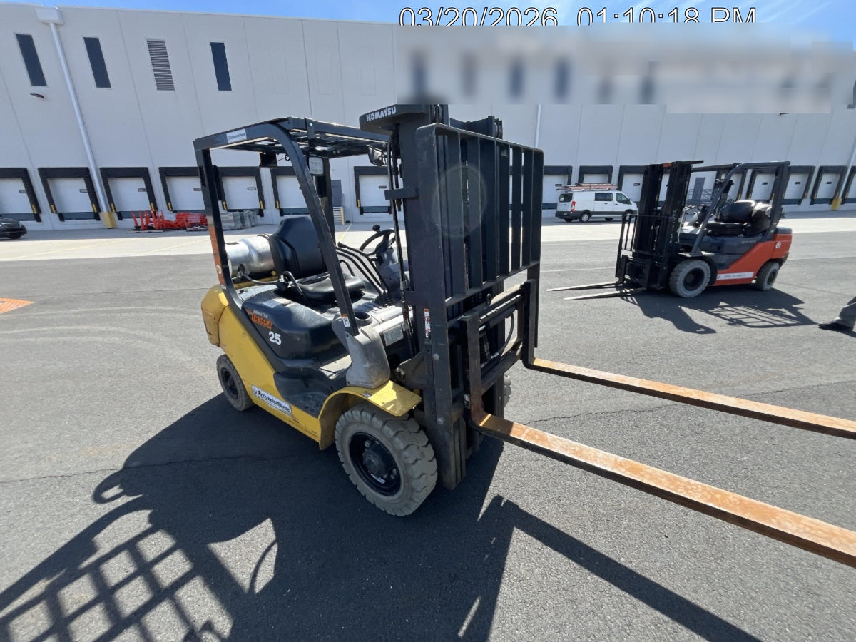 2021 KOMATSU FG25T-16