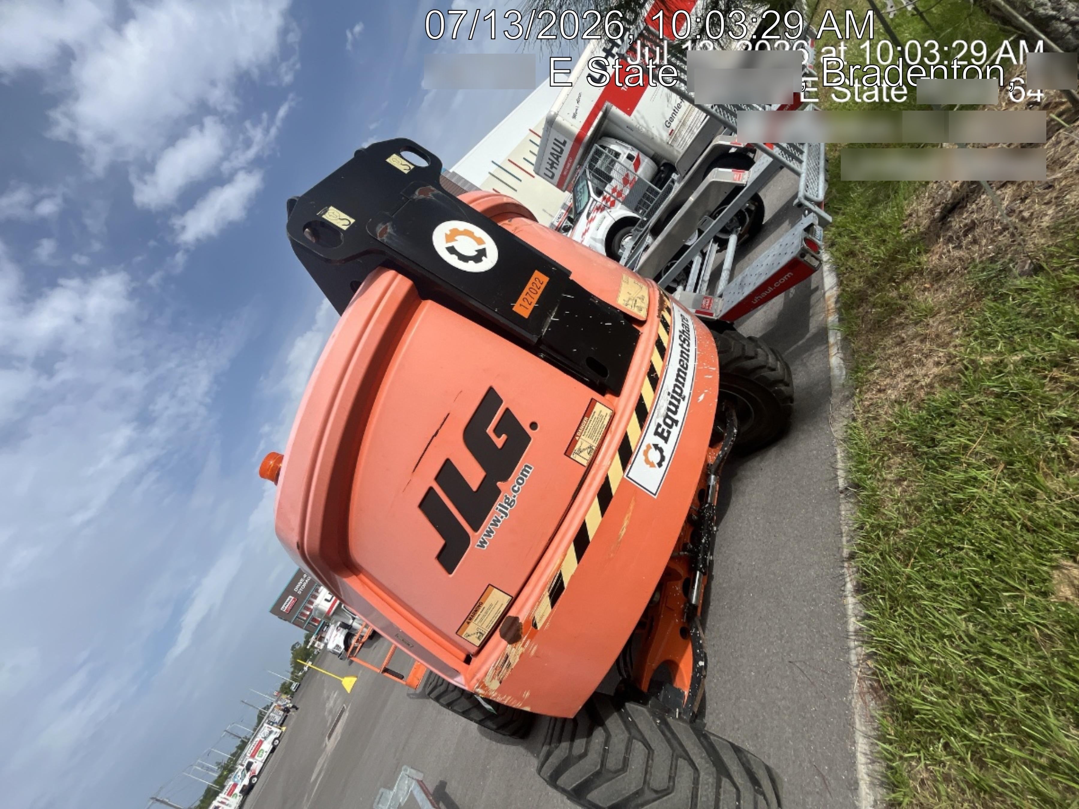 2021 JLG 400S