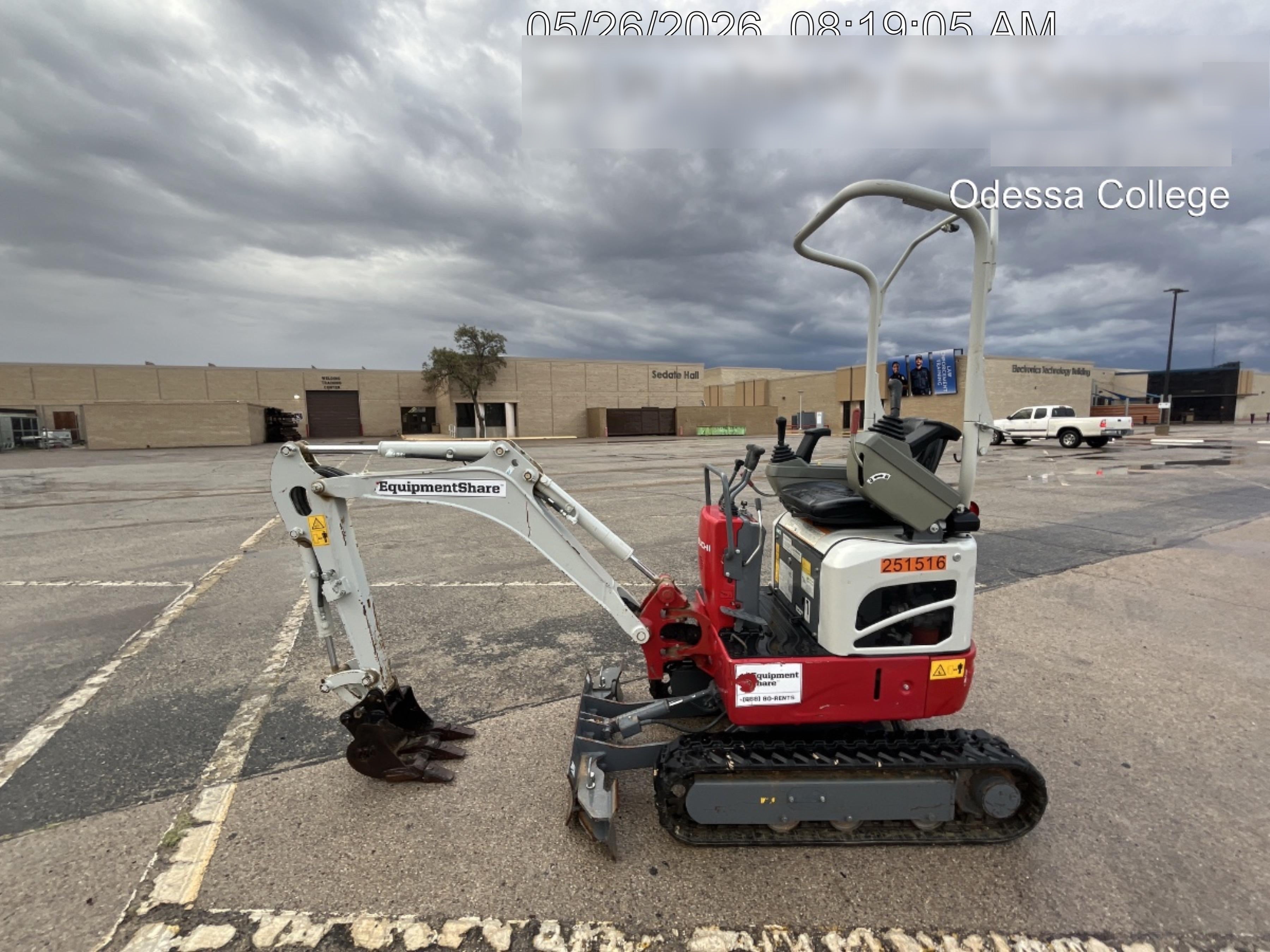 2022 TAKEUCHI TB210R