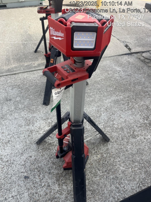 2023 MILWAUKEE 2136-20