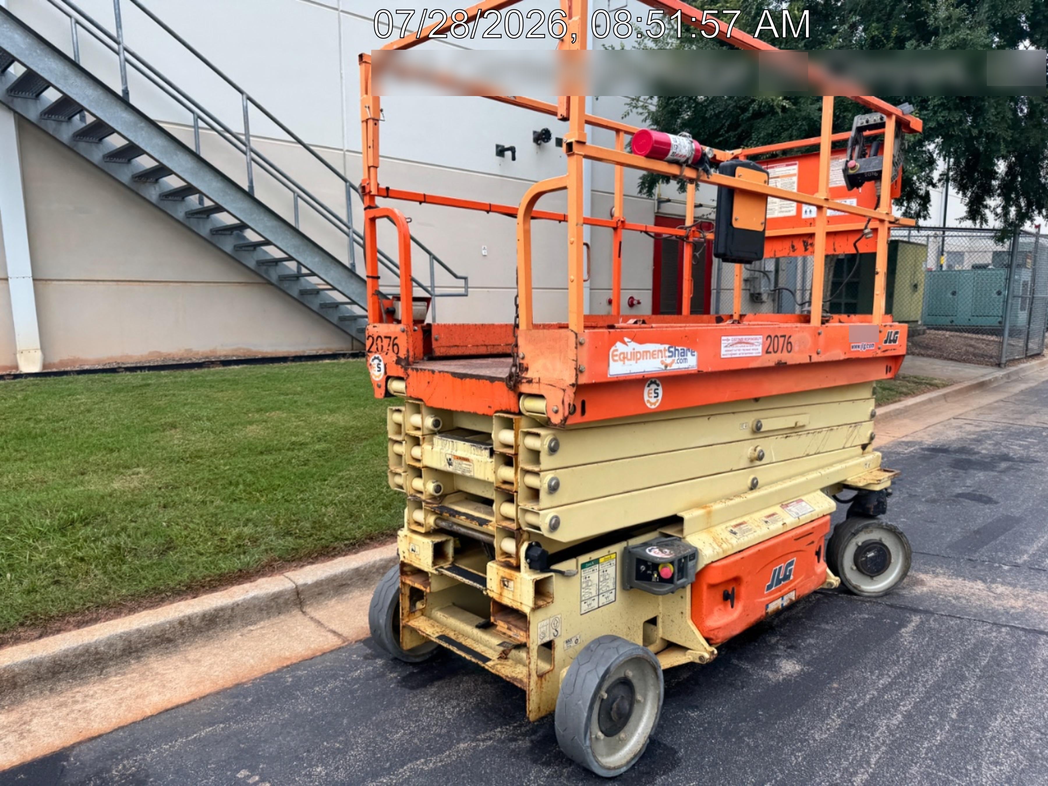 2016 JLG 3246ES