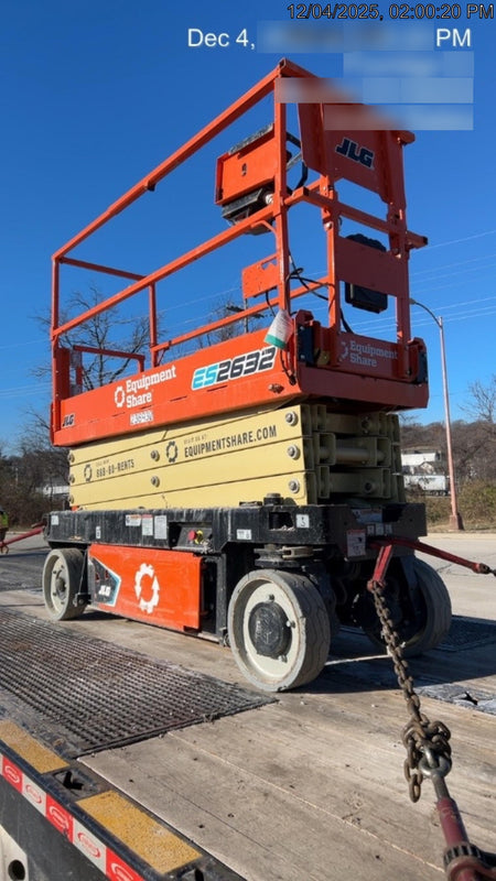 2022 JLG ES2632