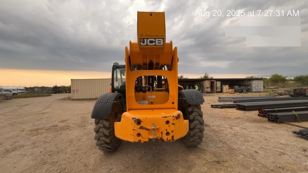 2023 JCB 510-56