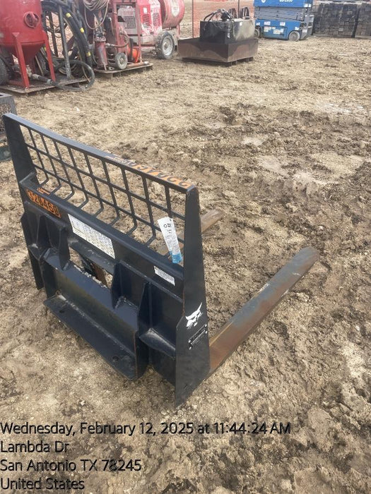2023 BOBCAT 36" Mini Skid Steer Fork Carriage - Bobcat