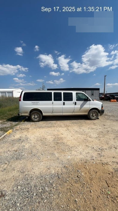2023 CHEVROLET Express Van - Rental