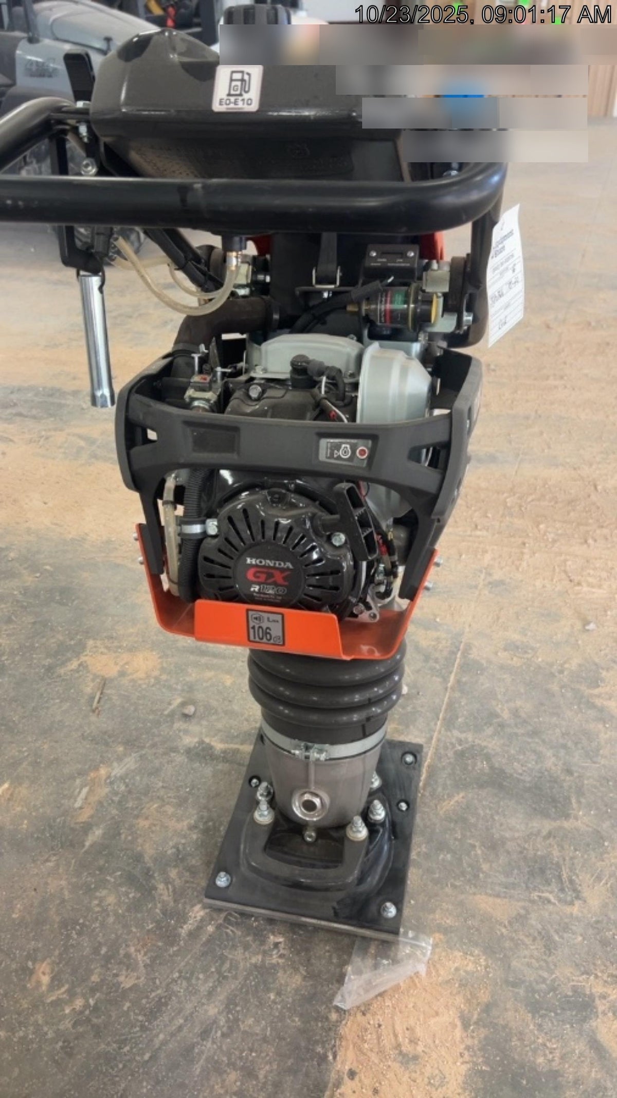 2025 HUSQVARNA LT6005