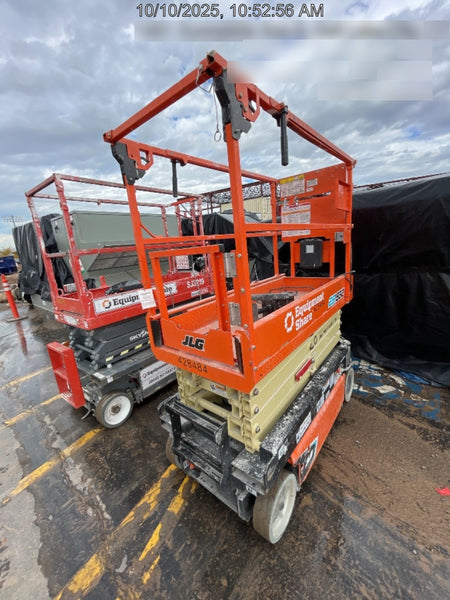 2024 JLG ES1932