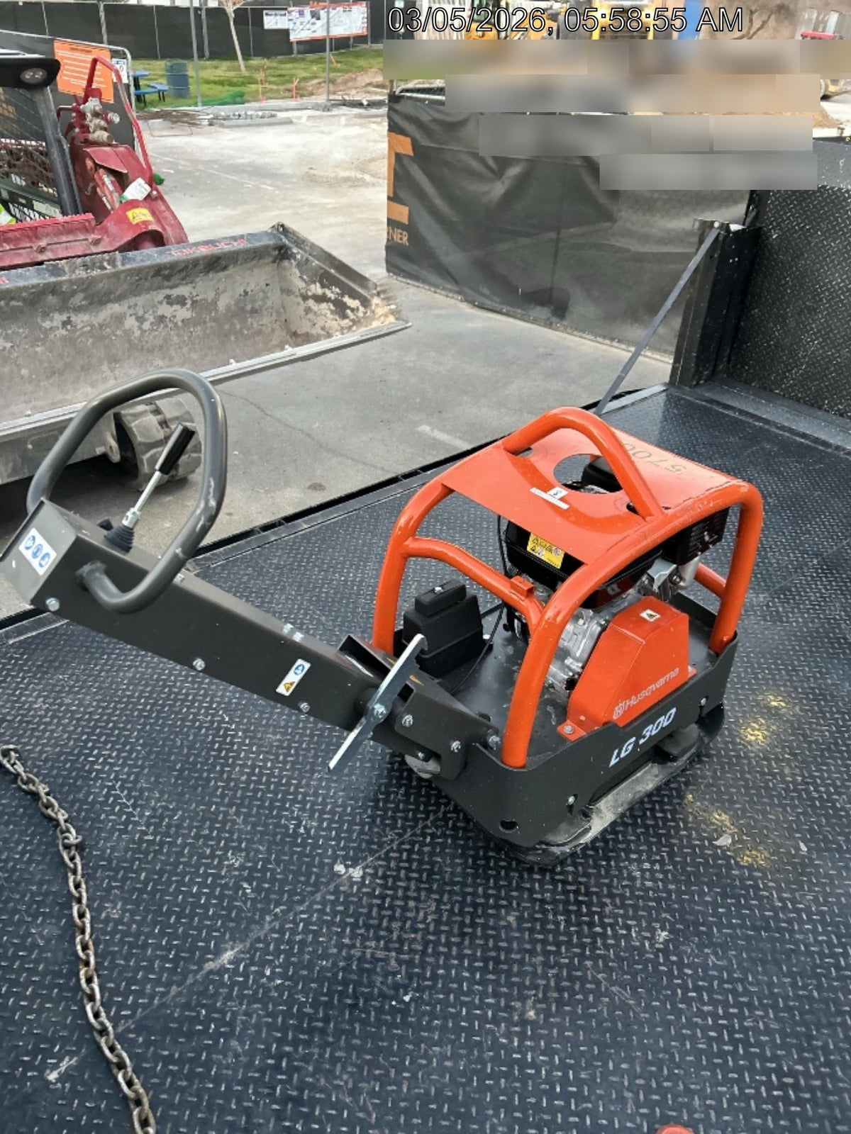 2025 HUSQVARNA LG300