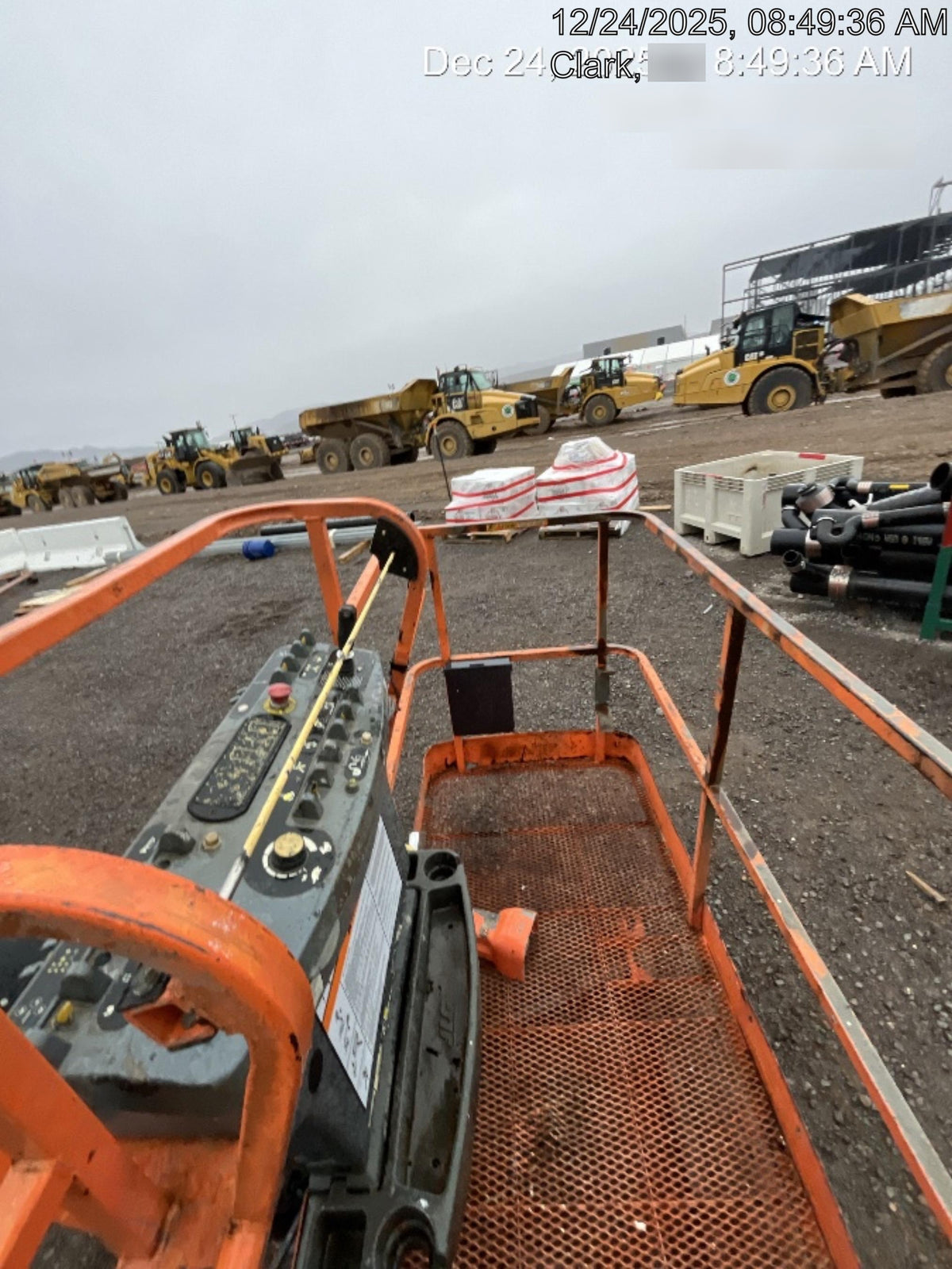 2021 JLG 860SJ