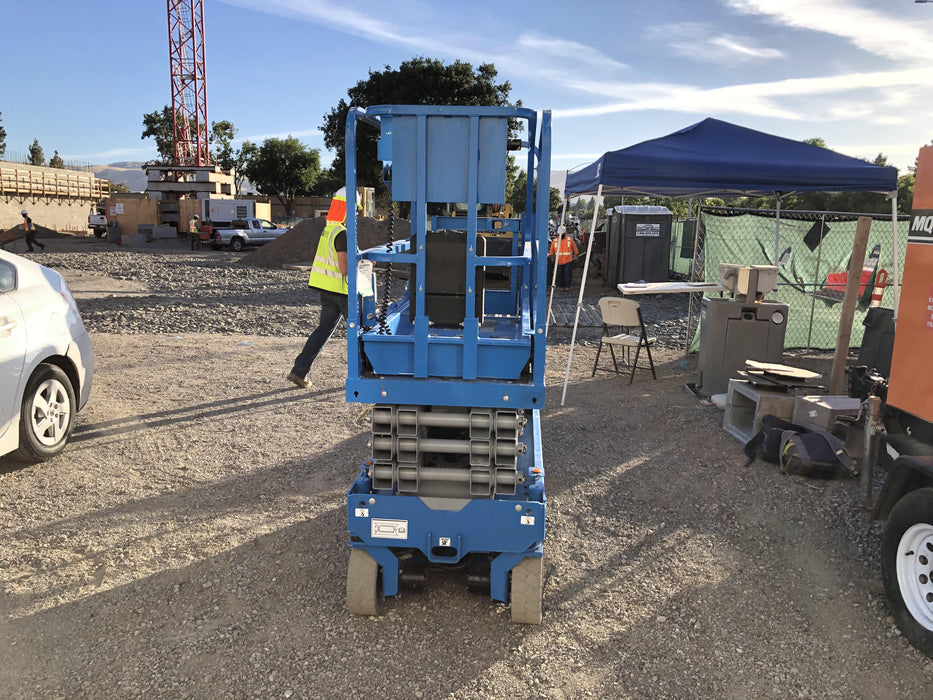 2019 Genie GS-1930 Half Height Swing Gate, 800W Inverter