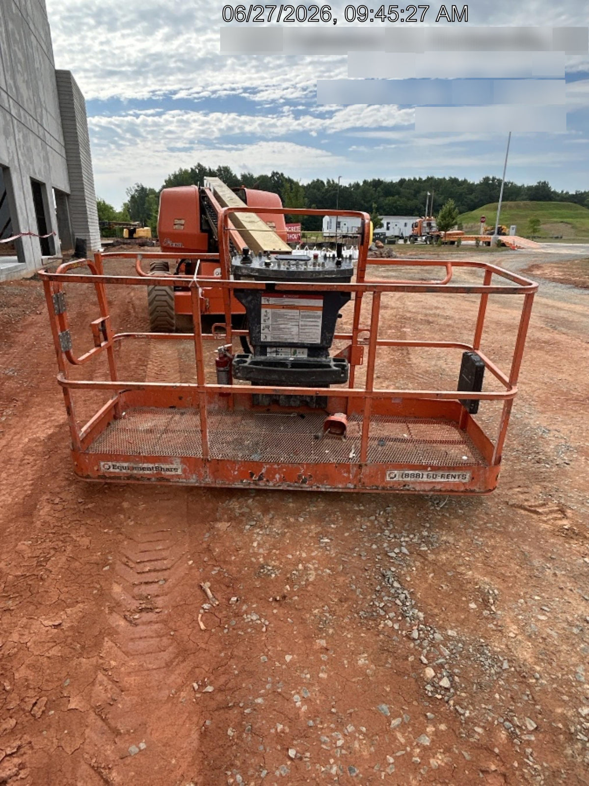2021 JLG 600S