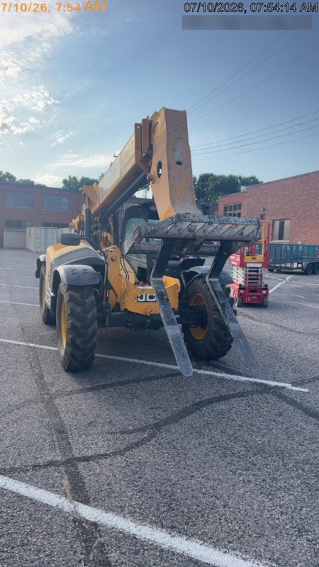 2019 JCB 506-36 Canopy, 74 HP, Foam Filled Tires, STD Worklight, Beacon, Aux Hydraulics, Lifting Eye, Back up Alarm 48" Carriage/48" Forks