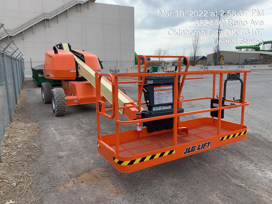 2022 JLG 400S