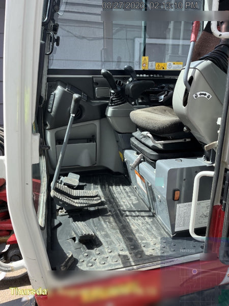 2023 TAKEUCHI TB250-2CR