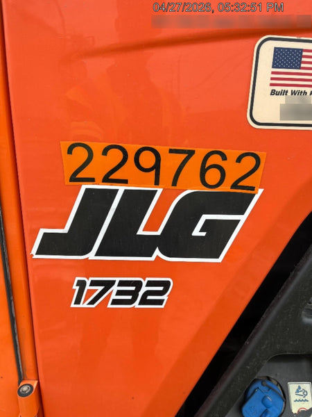 2022 JLG 1732