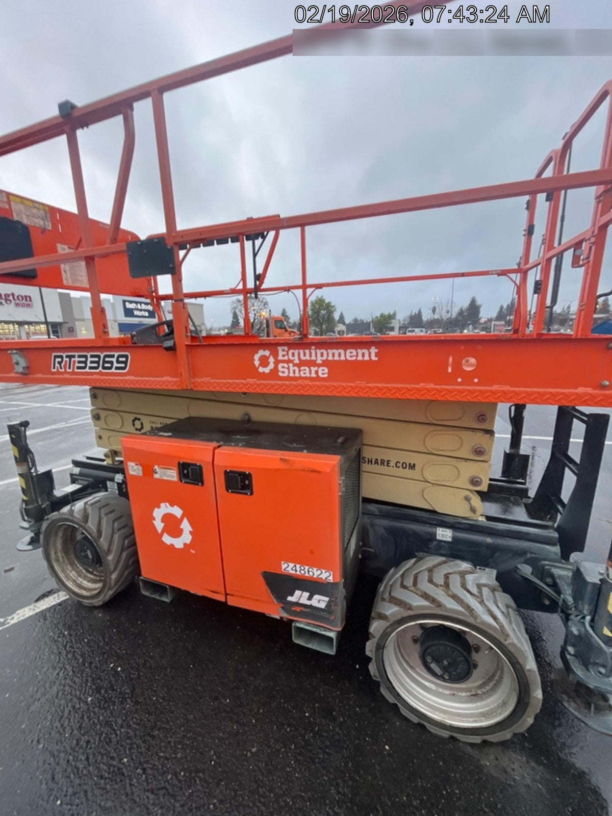 2022 JLG RT3369