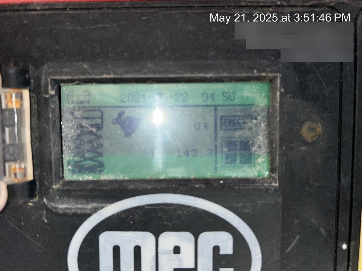 2020 MEC 1330SE Solid NM Tires, Steel Swing out Doors, LCS, Beacon, 900W Inverter