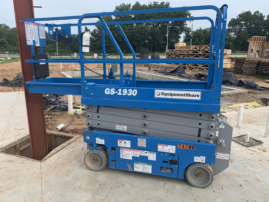 2020 Genie GS-1930 Fixed rails with chain entry gate - Pre A92.20