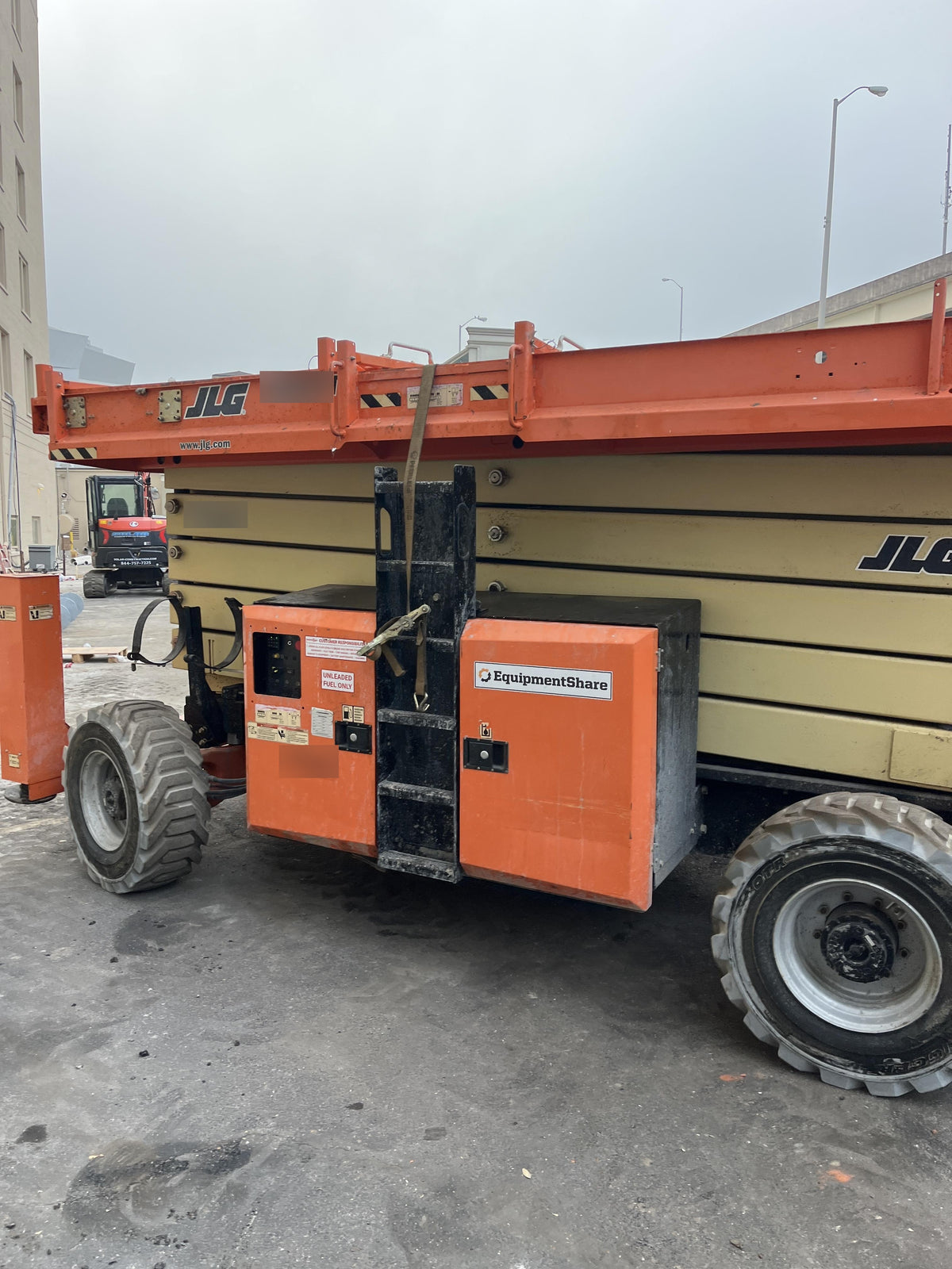 2019 JLG 530LRT