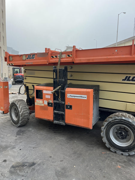 2019 JLG 530LRT