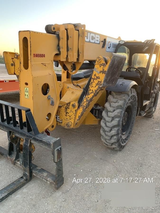 2021 JCB 510-56