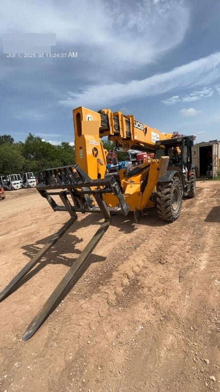 2019 JCB 510-56 74 HP w/Open ROPS, Beacon, Aux Hydraulics, Worklights, Solid Tires w/60" Carriage/Forks