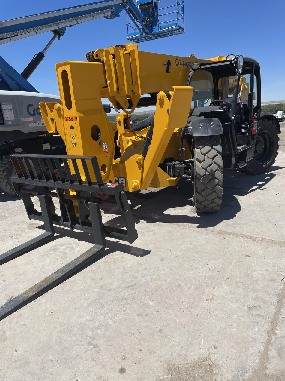 2023 JCB 510-56