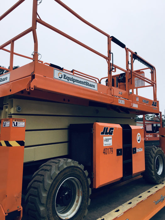 2019 JLG 430LRT