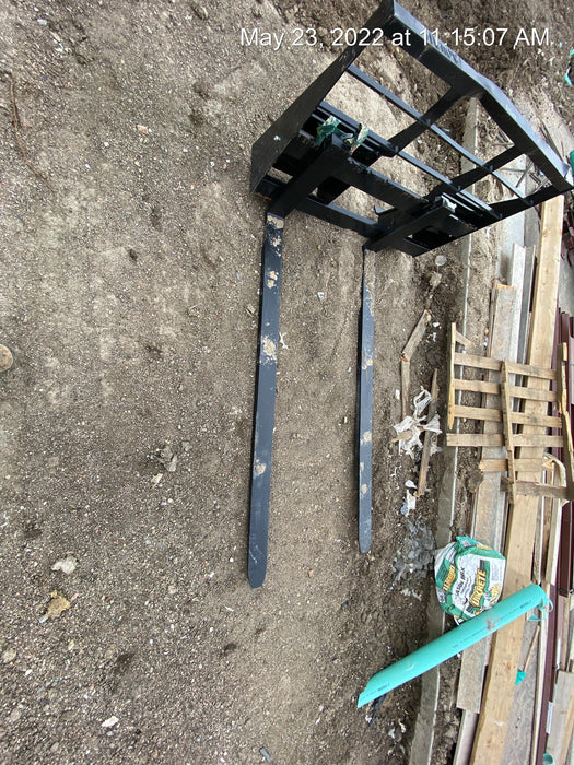 2022 ARROW MATERIAL HANDLING 60" Pallet Forks - Arrow