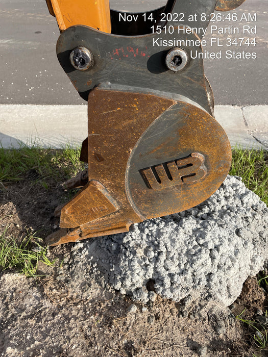 2018 WERK-BRAU 12" Bucket - Werk-Brau