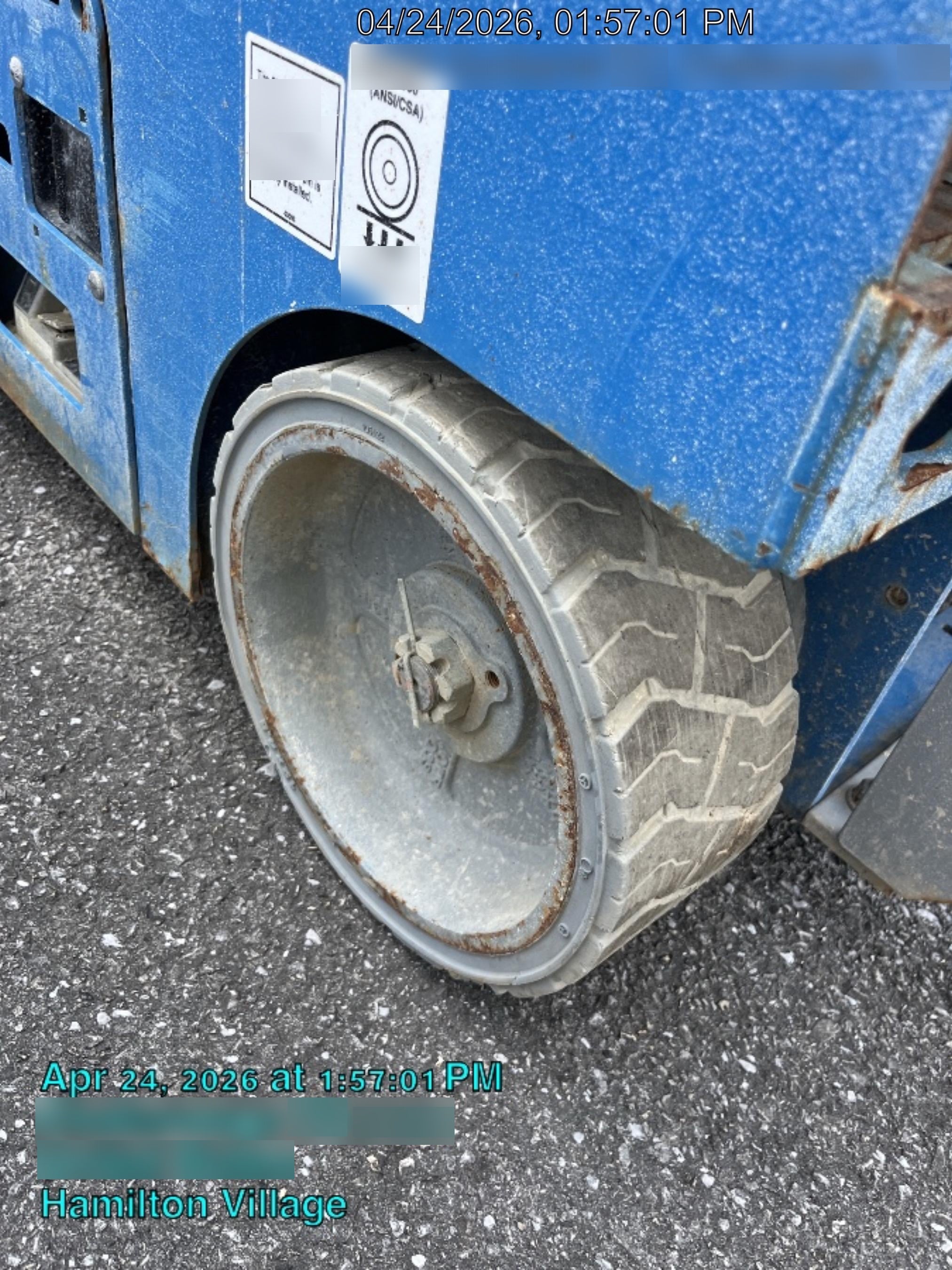 2020 Genie GS-1930 Solid Non Marking Tires, Beacon, Folding rails with half height swing gate