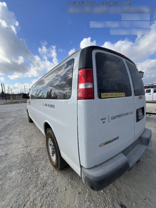 2025 CHEVROLET Express Van - Rental