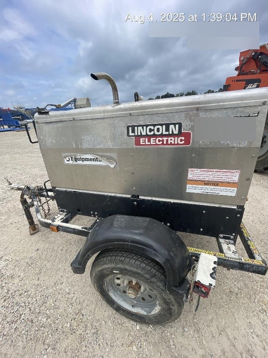 2019 Lincoln Electric Vantage 322 Welder Ready-Pak 3, Two wheel trailer, Fender and Light kit, Cable Rack