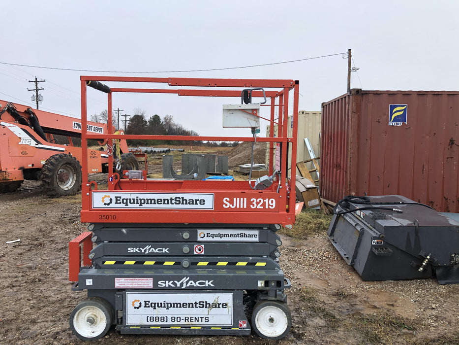 2019 Skyjack SJIII-3219 Standard Options, Trojan Batteries