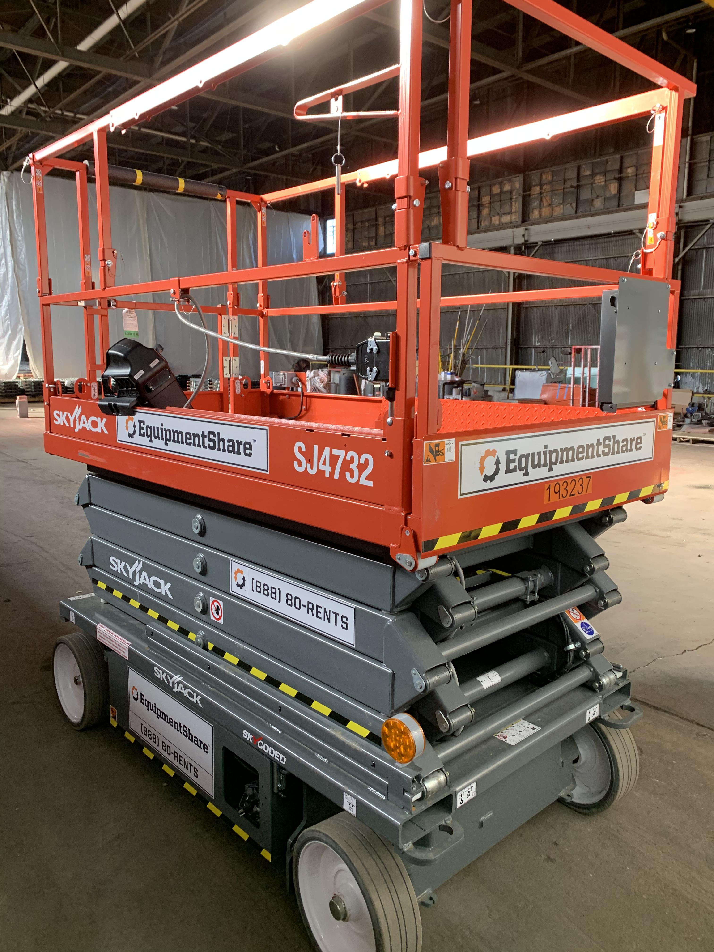 2021 SKYJACK SJ4732