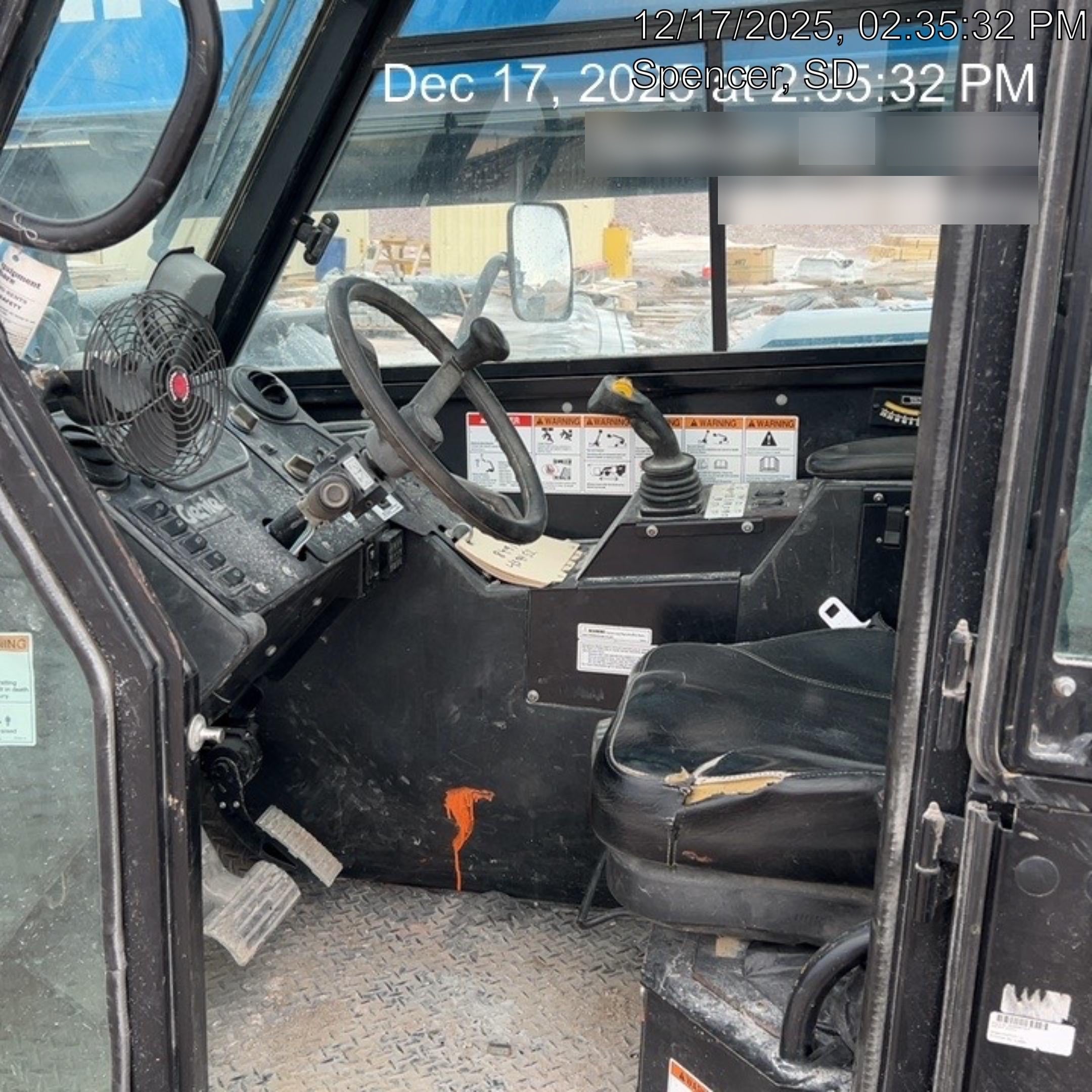 2018 Genie GTH-1056 Genie GTH-1056 w/Enclosed Cab w/HVAC, Work Lights, Solid Tires, Beacon, 60" Carriage and Forks
