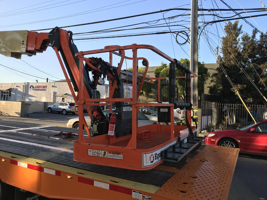 2019 JLG 860SJ