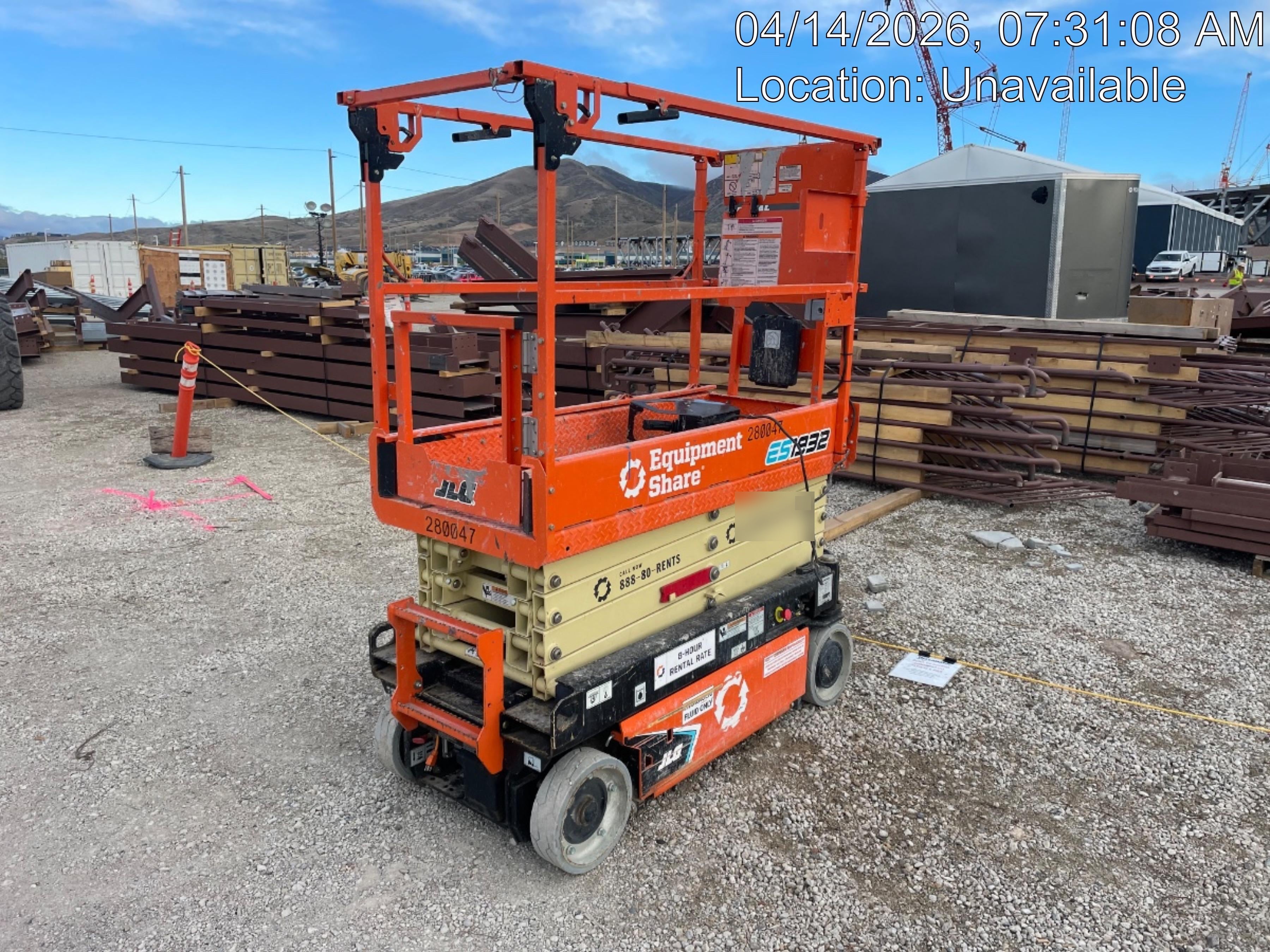 2022 JLG ES1932