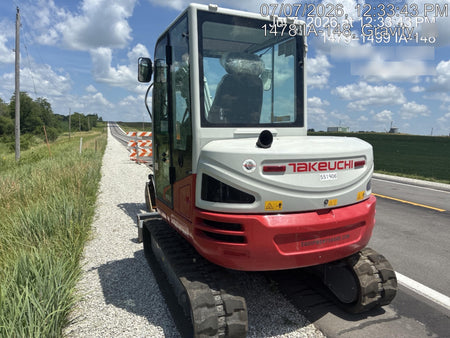 2025 TAKEUCHI TB250-2CR