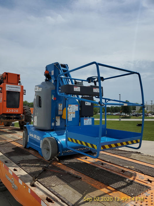 2020 GENIE GR-26J
