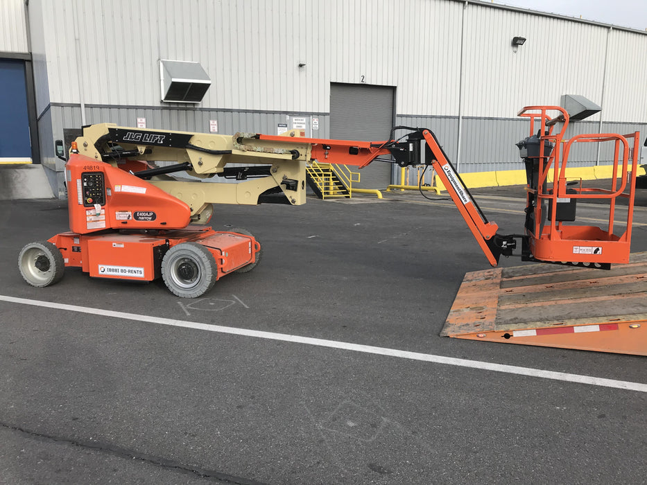 2019 JLG E400AJPN
